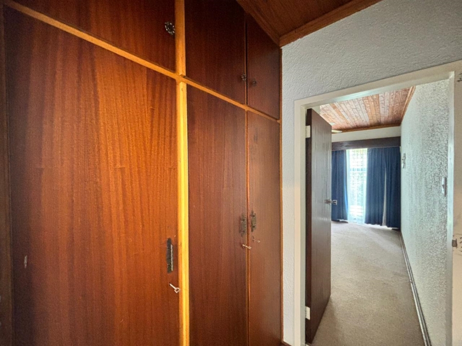 4 Bedroom Property for Sale in Van Der Hoff Park North West